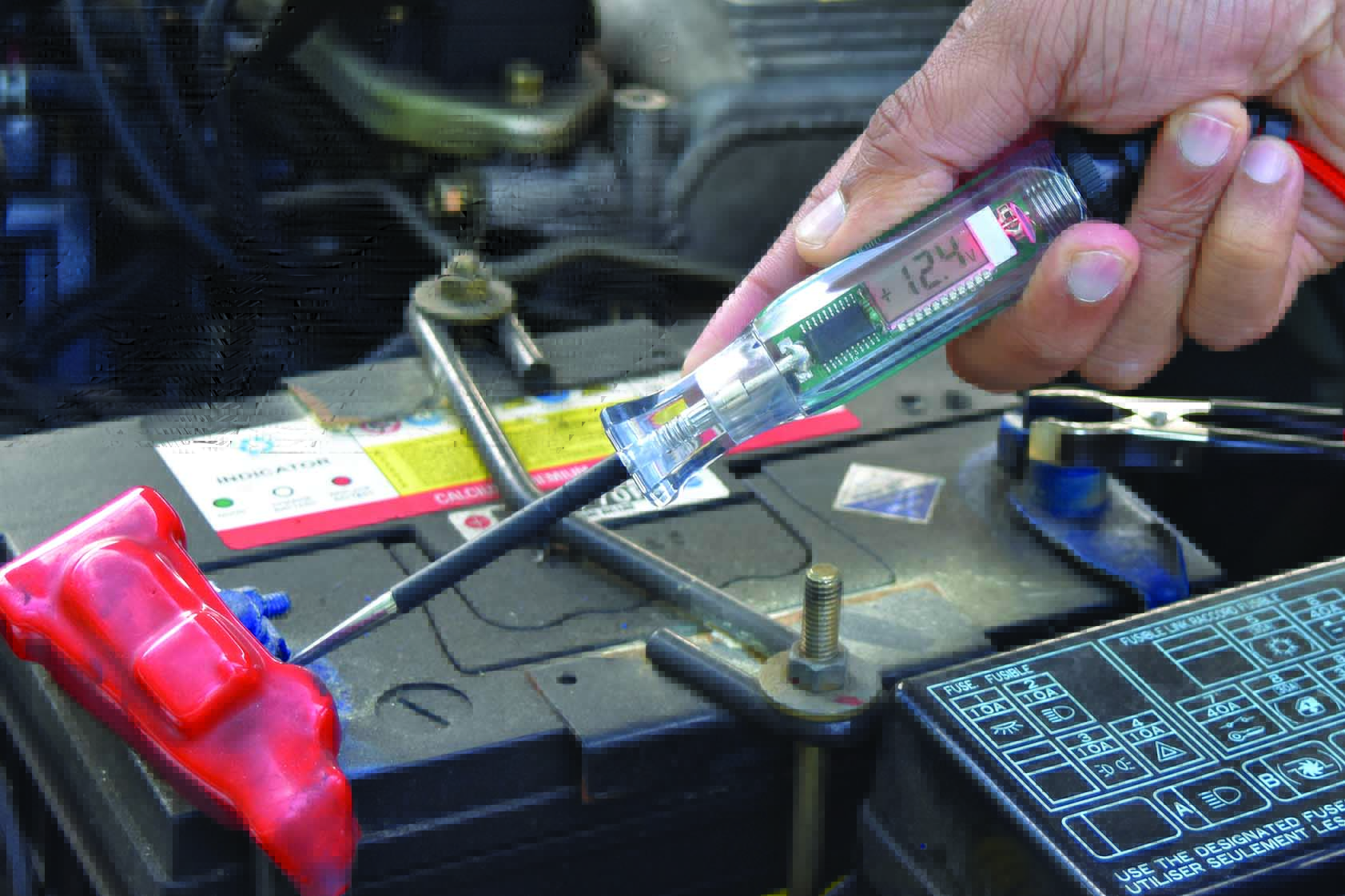 220mm 3-48V Digital Circuit Tester with Carry Case