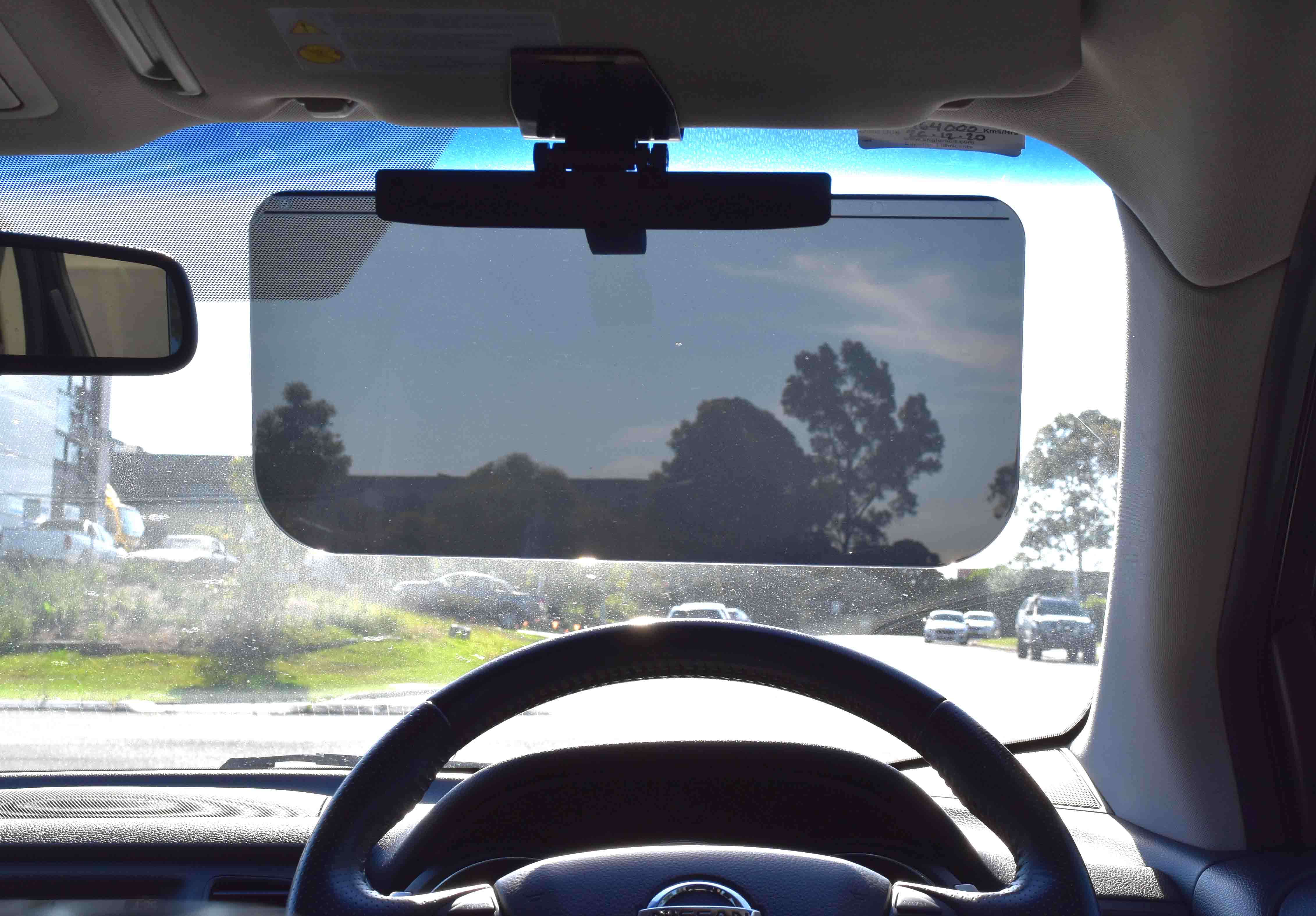 CLIP-ON SEE THROUGH ANTI-GLARE SUNVISOR EXTENTION
