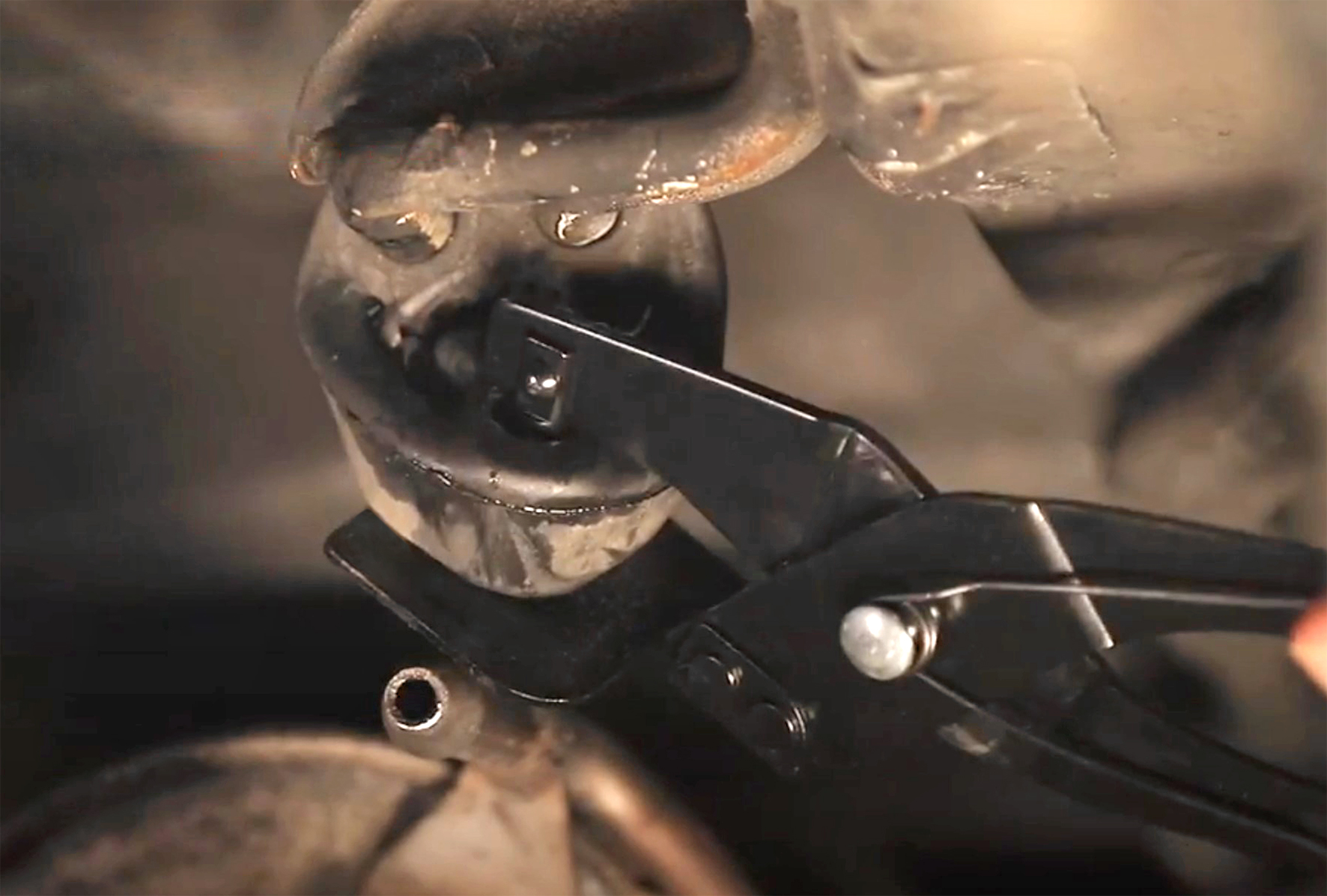 280mm Exhaust Hanger Removal Pliers