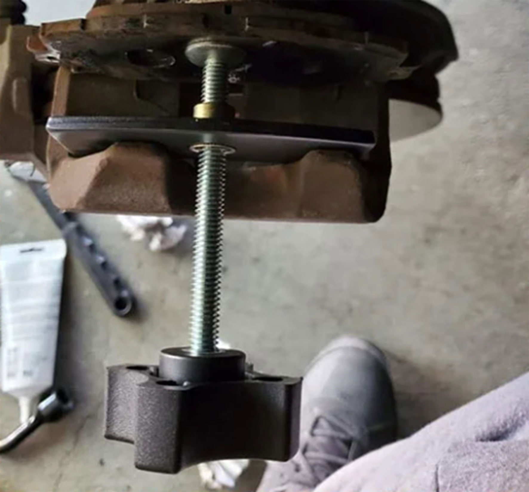 Disc Brake Piston Spreader