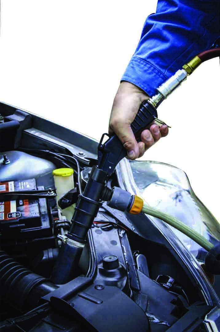 COOLING SYSTEM  FLUSHING GUN
