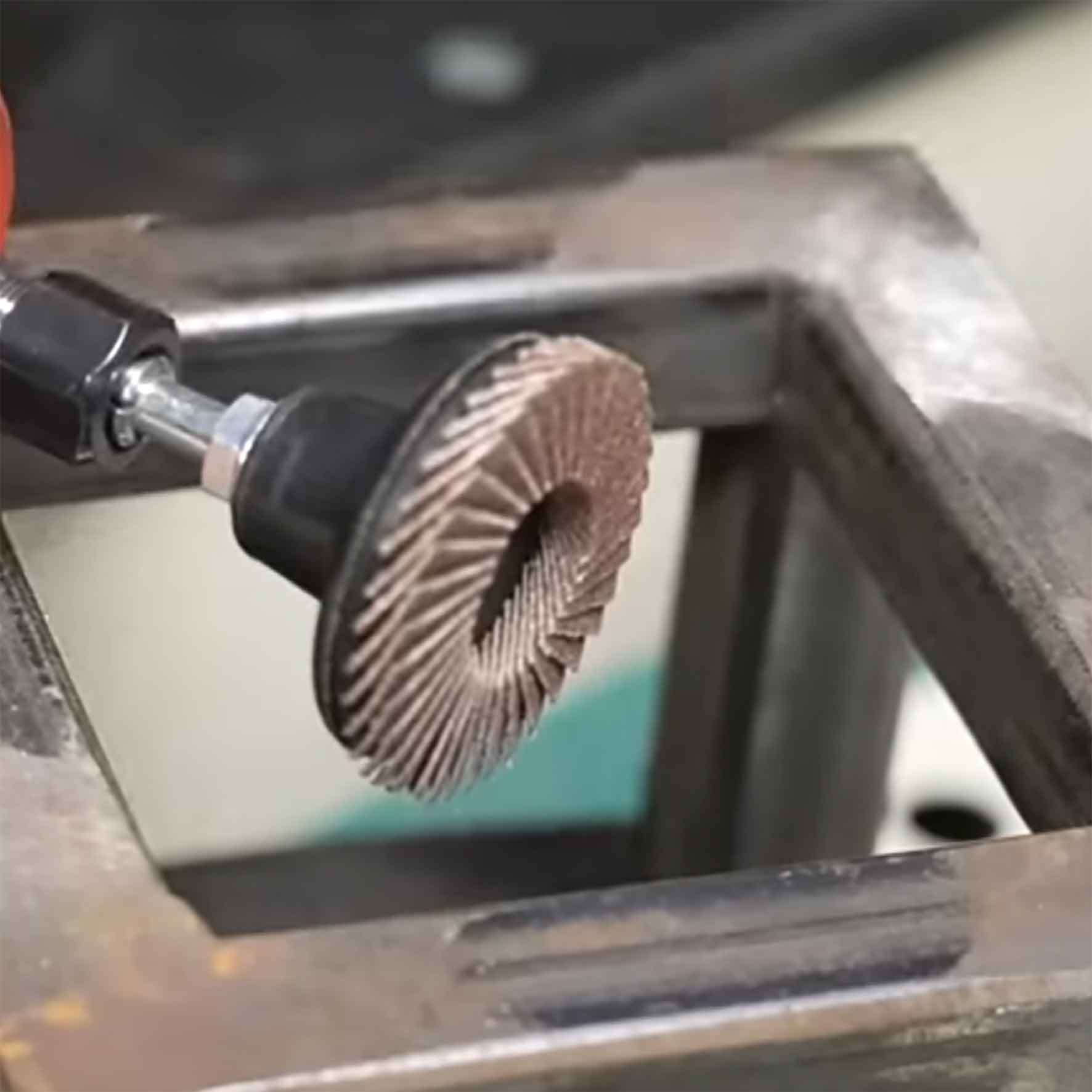 101pc Quick Change Surface Conditioning Sanding Disc Set