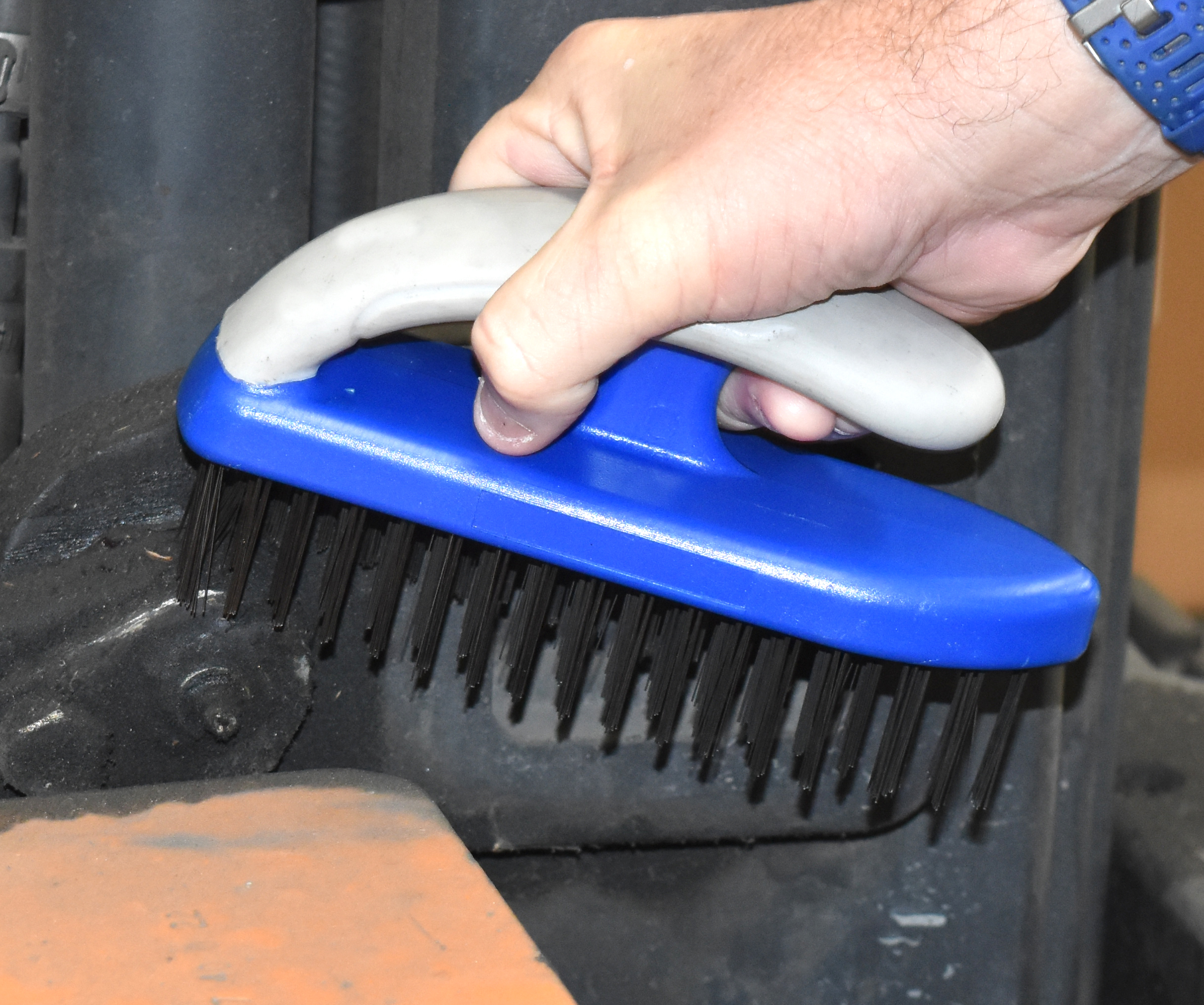 160mm 5 Row Steel Bristles Brush with Overhead Handle
