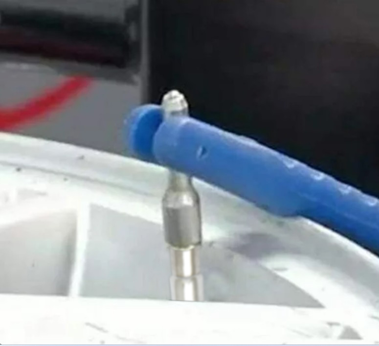 Tyre Valve Installation Tool