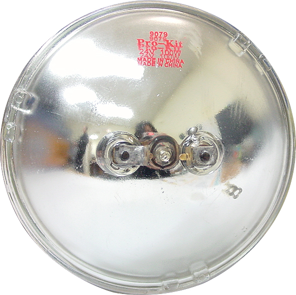 SPOT LAMP SEALED BEAM – 5-3/4” 24V/100W