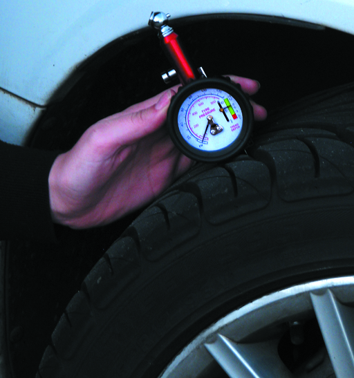 TYRE GAUGE – DIAL GAUGE WITH TREAD DEPTH GUAGE  HEAVY DUTY