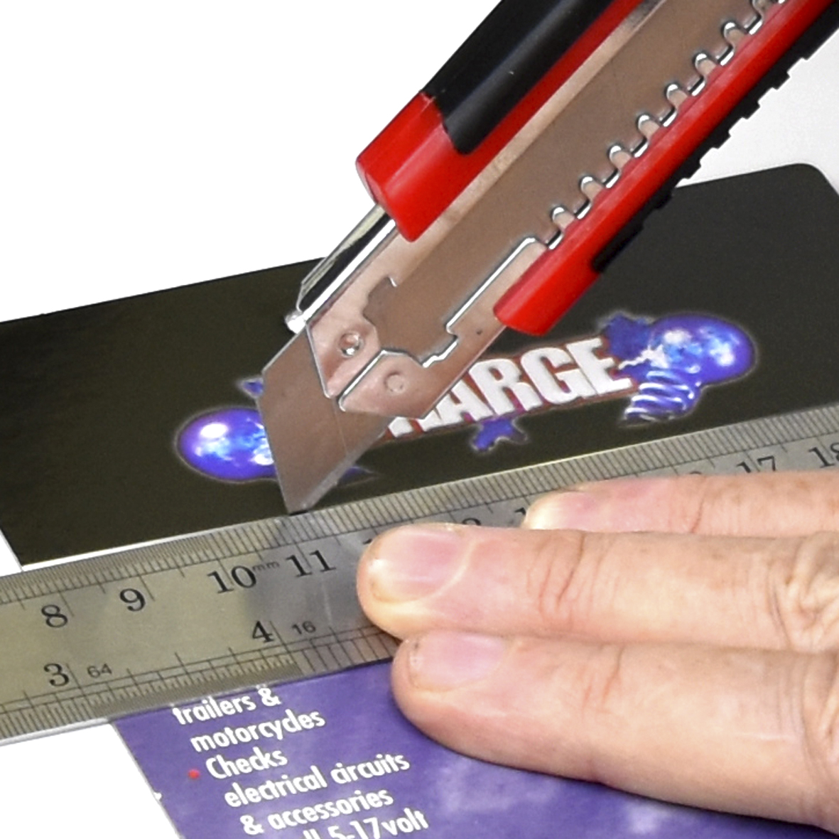 Heavy Duty Slide Knife with Three 18mm Snap-off Blades