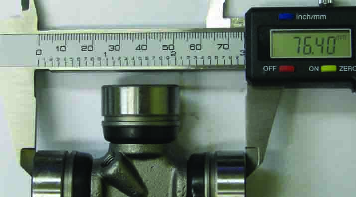 UNIVERSAL JOINT RUJ-2033
