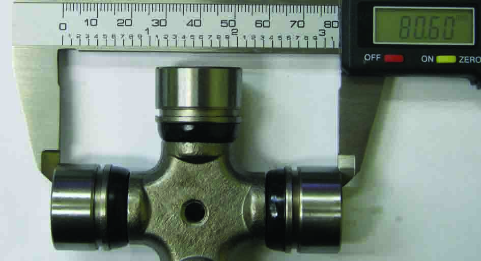 UNIVERSAL JOINT RUJ-2040