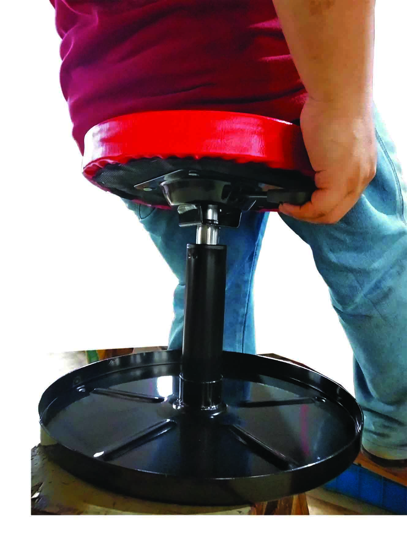 MECHANICS WORKSHOP ADJUSTABLE SEAT